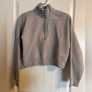 Aritzia Wilfred free crop half zip